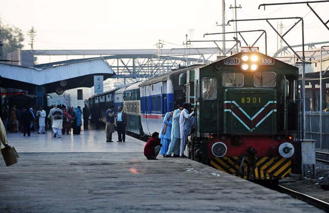 Pakistan Railways announces special trains for Eid 